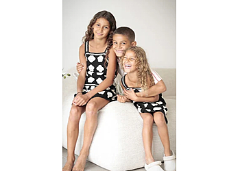 Anne-charlotte ARNOULT image 1 Saint-Denis Photographers Anne-charlotte ARNOULT image 1