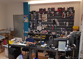 Atelier de dépannage informatique image 2 Nice Computer Repair Atelier de dépannage informatique image 2