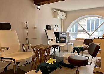 Aux Beautés de l'opéra image 2 Meilleures Salons De Manucure à Montpellier Aux Beautés de l'opéra image 2