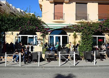 Toulon  Bar Côté Jardin