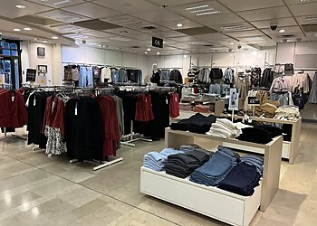 C&A Marseille image 2 Marseille Clothing Stores C&A Marseille image 2