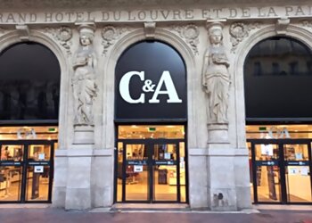 Marseille Clothing Stores C&A Marseille image 1