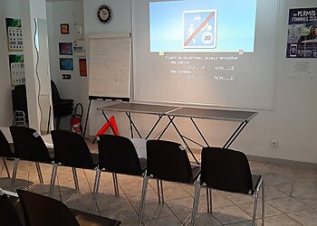 Cer Des Moulins image 2 Toulon Driving School Cer Des Moulins image 2