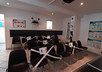 Cer Des Moulins image 3 Toulon Driving School Cer Des Moulins image 3