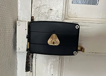 Chevalier Frères image 2 Meilleurs Serruriers à Lyon Chevalier Frères image 2