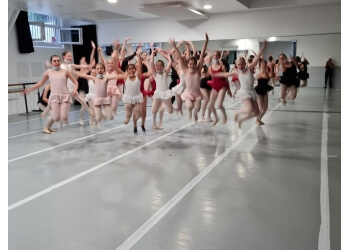 Dance School Manon Contrino image 3 Meilleures Studios De Danse à Saint-Étienne Dance School Manon Contrino image 3