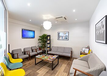 Dr Antoine DISS - ARENAS DENTISTES image 3 Nice Dentists Dr Antoine DISS - ARENAS DENTISTES image 3