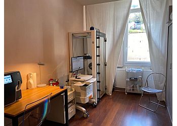 Dr Carine Gomez image 3 Marseille Pulmonologists Dr Carine Gomez image 3