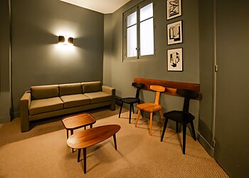 Dr Emmanuel Molinari image 2 Paris Dermatologists Dr Emmanuel Molinari image 2