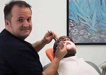 Dr Florin GIURGIA image 2 Meilleurs Dentistes à Saint-Étienne Dr Florin GIURGIA image 2