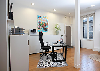 Dr François Ruiz image 2 Meilleurs Chirurgiens Esthétiques à Nantes Dr François Ruiz image 2