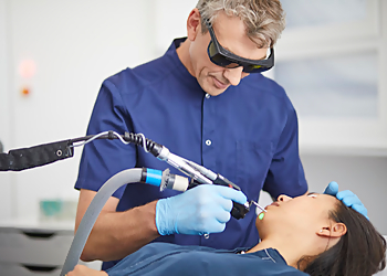 Dr Hans-Joachim Laubach- CENTRE LASER MD image 2 Strasbourg Dermatologists Dr Hans-Joachim Laubach- CENTRE LASER MD image 2