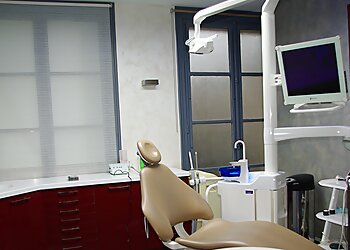 Dr Ioan Vancsik image 3 Le Havre Dentists Dr Ioan Vancsik image 3