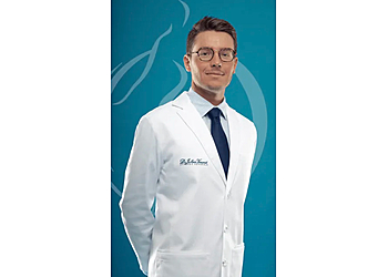 Reims Plastic Surgeon Dr Julien Vanaret image 1