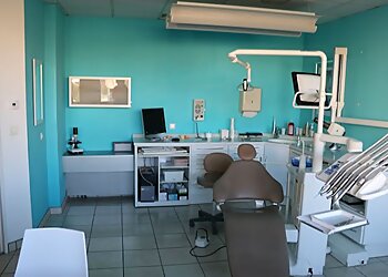 Dr Lucas SANDOR image 2 Montpellier Dentists Dr Lucas SANDOR image 2