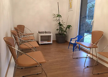 Dr Marie-Emmanuelle Nguyen-Tymoczko image 3 Meilleurs Neurologues à Nantes Dr Marie-Emmanuelle Nguyen-Tymoczko image 3