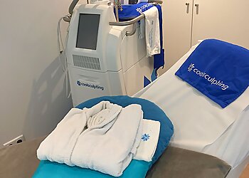 Dr. Phryne Coutant-Foulc - CENTRE DE LA FEMME image 3 Meilleurs Dermatologues à Nantes Dr. Phryne Coutant-Foulc - CENTRE DE LA FEMME image 3