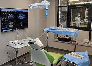 Dr Samer SALOUM-ROUXEL image 2 Meilleurs Dentistes à Nantes Dr Samer SALOUM-ROUXEL image 2