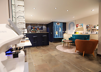 Droit de Regard image 3 Toulon Opticians Droit de Regard image 3