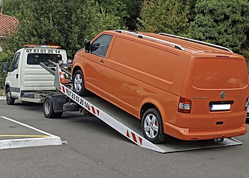 Bordeaux Towing Companies DÉPANNAGE REMORQUAGE Le sauveur 33 image 1