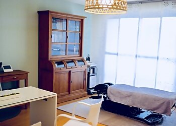 Elodie Rousset image 2 Meilleurs Chiropracteurs à Lyon Elodie Rousset image 2