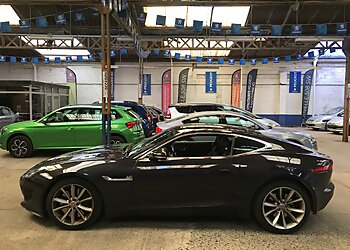 Garage De La Roseraie image 2 Lille Car Dealers Garage De La Roseraie image 2