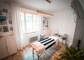 Holy body image 2 Toulon Beauty Salons Holy body image 2