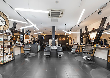 INDUSTRIE Barbershop image 2 Meilleurs Barbiers à Lyon INDUSTRIE Barbershop image 2