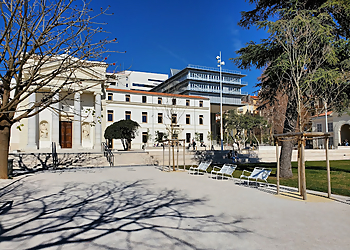 Toulon Places To Visit Jardin Alexandre 1er image 1