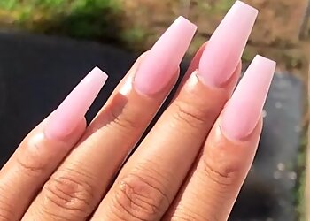 Julia Nails Perfect image 2 Toulon Nail Salons Julia Nails Perfect image 2