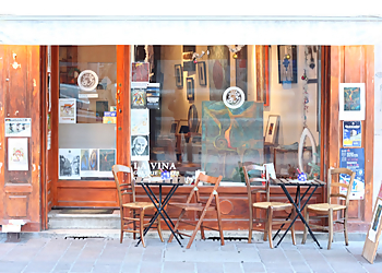 La Vina image 1 Grenoble Art Galleries La Vina image 1