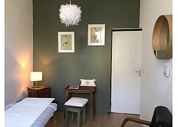 Laurence Claverie - Méthodes Traditionnelles Chinoises image 3 Bordeaux Acupuncture Laurence Claverie - Méthodes Traditionnelles Chinoises image 3