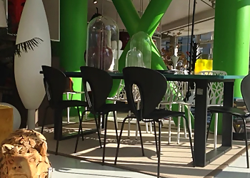 Grenoble Furniture Stores Le Cèdre Rouge image 1