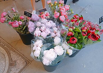 Paris Florists Le Jardin d'Auteuil image 1