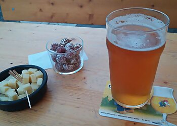 Les Berthom image 2 Meilleurs Bars à Marseille Les Berthom image 2