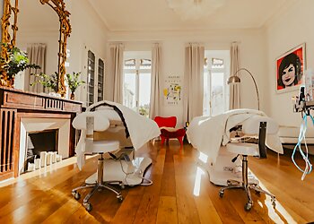 Les Filles Vernies image 2 Meilleurs Instituts De Beauté à Montpellier Les Filles Vernies image 2