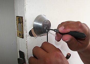 Les Serruriers HDF image 2 Meilleurs Serruriers à Lille Les Serruriers HDF image 2