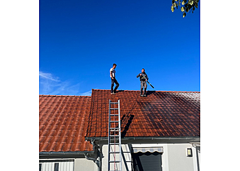 Les Toits Lyonnais image 3 Lyon Roofers Les Toits Lyonnais image 3