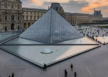 Paris  Louvre Museum