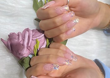 Lyon Nail Salons  Luna Ongle Lafayette image 1