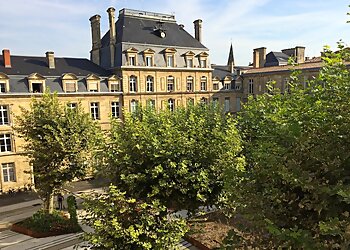 Lycée Michel de Montaigne image 2 Bordeaux High School Lycée Michel de Montaigne image 2