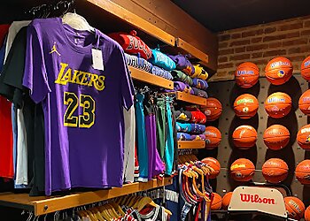 Macadam Basket image 3 Rennes Sports Shops Macadam Basket image 3