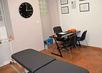 Michael Racimora DO - CENTRE OSTÉOPATHIE MARSEILLE image 3 Meilleurs Ostéopathes à Marseille Michael Racimora DO - CENTRE OSTÉOPATHIE MARSEILLE image 3