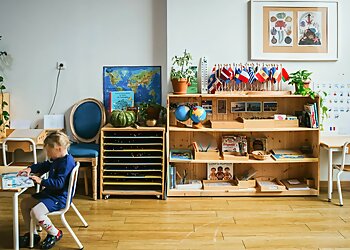 Meilleures Écoles Maternelles à Marseille Montessori 21 image 1