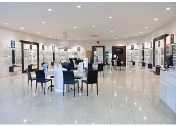 3 Best Opticians in Reims  ThreeBestRated