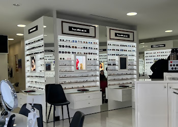 Opticien ANGERS-Optical Center image 2 Angers Opticians Opticien ANGERS-Optical Center image 2