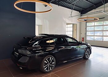 Peugeot Sourget Rennes image 3 Rennes Car Dealers Peugeot Sourget Rennes image 3