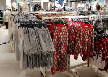 Primark Bordeaux image 2 Bordeaux Clothing Stores Primark Bordeaux image 2