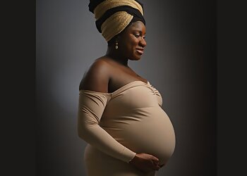 Reg'Art 2 Femmes image 3 Toulon Photographers Reg'Art 2 Femmes image 3