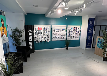 Save Rennes image 3 Rennes Cell Phone Repair Save Rennes image 3